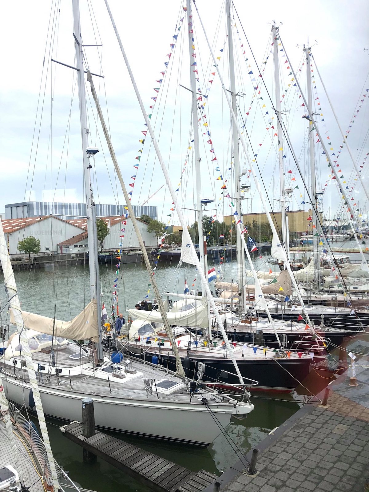 hutting yachten