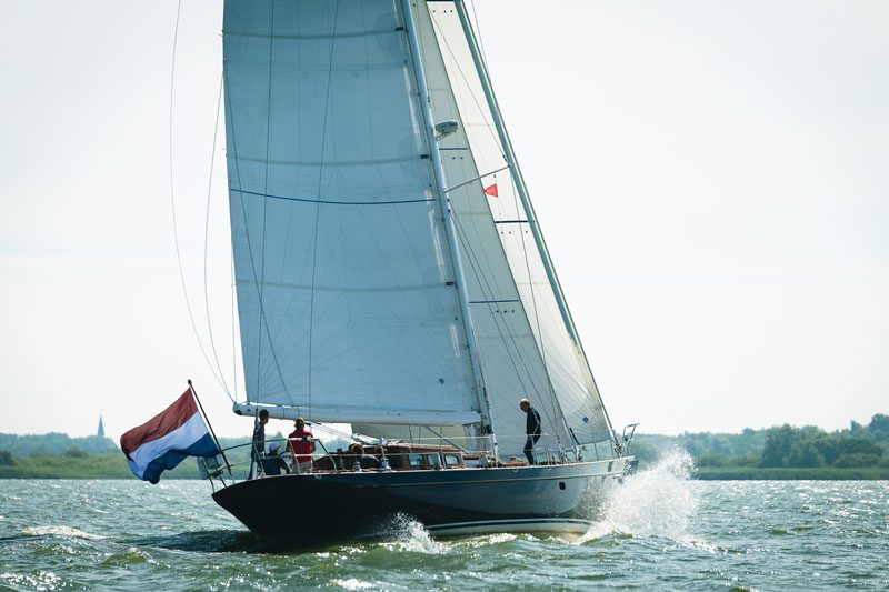 hybrid sailing yachts